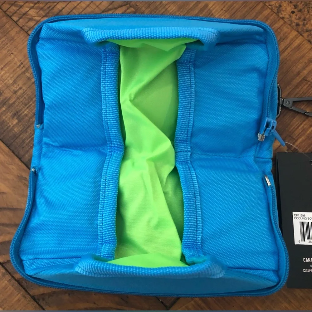 NWT Canada Pooch Chill Seeker Freeze-And-Go Bowl 🥶